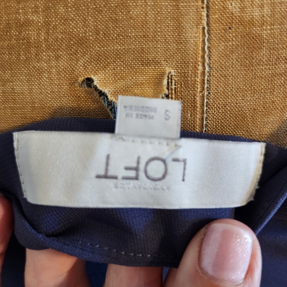 Loft Grayish Purple Top Size Small - Picture 8 of 9